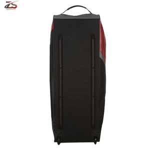 Bolsa de gimnasio de alta calidad, tamaño y color personalizados, bolsa deportiva de nuevo diseño más vendida para hombres y mujeres de Pakistán - Product Image 3