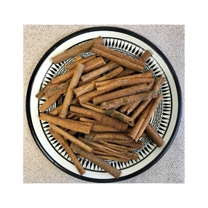 Favorito de los clientes: Palitos de canela de calidad pura para la relajación diaria del té y como adorno elegante para servicios gastronómicos de alta gama. - Product Image 3