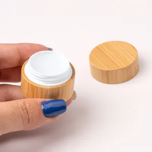 Balsamo Labbra in Bambù Sueli, Scatole per Pillole Promozionali Personalizzate, Gadget Unici e Personalizzati - Product Image 2