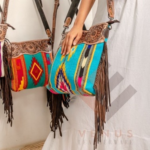 LW Fashion Sac à bandoulière en toile imprimé à franges en cuir de Bohème pour femmes Sangle unique en cuir véritable Multicolore Cross Body Hiver - Product Image 3