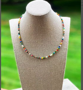Collar bohemio, joyería de perlas de agua dulce, gargantilla de playa, gargantilla de cuentas de semillas, Ideas de regalo, regalos únicos, joyería de surfista de estilo Harry - Product Image 1