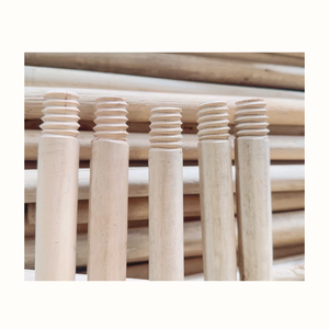 Escoba con mango cepillado pulido de salida de fábrica | Mangos de escoba de madera y Palo de fregona de madera - Product Image 1
