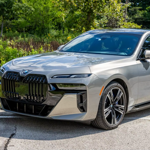 BMW i7 xDrive60 2023 Usado Premium, Doble Motor, Tracción en las Cuatro Ruedas, Equipamiento de Alta Gama - Product Image 1