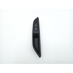 Pannello Pulsanti Posteriore Sinistro PEUGEOT 5008 (2017>) (17>) 98044803ZD - Product Image 1