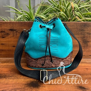 Sac à bandoulière en cuir suédé turquoise pour femmes, design personnalisé, sacs à main à cordon en cuir véritable, vente en gros - Product Image 1