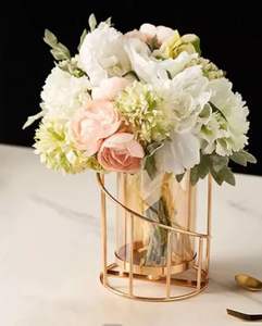 Vase à fleurs élégant classique plaqué or pour salon forme ronde articles de décoration de la maison élégants pour salon - Product Image 4