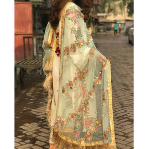 Exclusivo Shalwar Kameez de Lujo Hecho a Mano, Últimos Diseños en Seda y Georgette a Precios Accesibles - Product Image 4