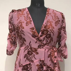 ชุดเดรสพิมพ์ลายดอกไม้สำหรับผู้ใหญ่ชุดเดรส3D ทรงหลวมปักลายกลีบกุหลาบธรรมชาติสำหรับฤดูร้อน - Product Image 1