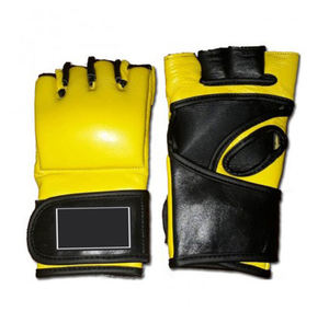 Gants d'entraînement de MMA personnalisés en PU à lacets pour hommes avec évacuation de l'humidité et dragonne réglable pour la boxe, le karaté, le muay-thaï - Product Image 4