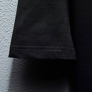 เสื้อยืดสตรีทแวร์ดีไซน์ล่าสุดสำหรับผู้ชาย ประดับด้วยคริสตัล สีพื้น สไตล์ไฮสตรีท ปรับแต่งสีโลโก้ได้ ผลิตจากผ้าฝ้าย 100% ลายตัวอักษร - Product Image 5