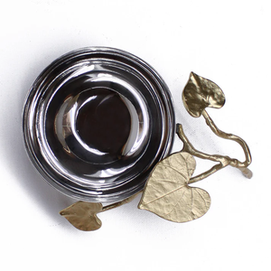 Bols de service en acier argenté avec fleurs dorées Bols à salade Bols à fruits pour la décoration de la maison Usine directe - Product Image 4