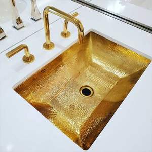 Évier en laiton robuste pour une utilisation quotidienne dans la salle de bain, assurant résistance, durabilité et performances à long terme - Product Image 1