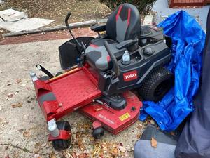 H&S 50 pulgadas Cortadora de Césped de 23 HP, Kawasaki, a Gasolina, Doble Motor, Giro Cero - Product Image 5