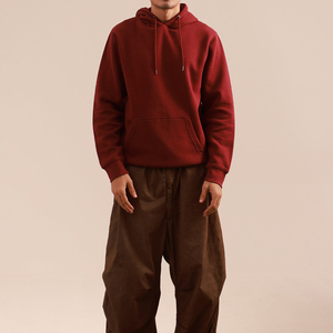 Sudadera de forro polar suave en tonos tierra cálidos con un diseño relajado, bolsillo canguro y un diseño acogedor, perfecta para el uso diario informal. - Product Image 2