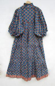 ชุดแม็กซี่เดรสคอวีแขนยาวปักลายดอกไม้สไตล์โบฮีเมียนลำลองมีกระดุมธรรมชาติฤดูใบไม้ผลิฤดูใบไม้ร่วงทำด้วยมือ - Product Image 2