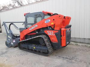 รถตักล้อยาง Kubota SVL97-2 รุ่นปี 2022 พร้อมอุปกรณ์ตัดหญ้า กำลังยก 4 ตัน เครื่องยนต์ 92 กิโลวัตต์ - Product Image 2