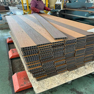 Plancher composite WPC extérieur multicouche gaufré 3D, écologique, emboîtable, imperméable et antidérapant, garantie 5 ans - Product Image 4