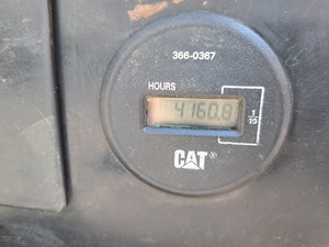 Excavatrice sur chenilles d'occasion en excellent état, modèle 2016, 5,5 tonnes, origine Japon, couleur jaune, capacité de la benne de 0,35 m³, puissance de 34100 W - Product Image 6
