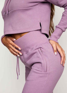 Conjunto de chándal informal de mujer sostenible de primera calidad, ropa de correr cómoda hecha a medida, chándal de calle - Product Image 6