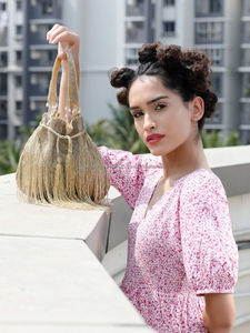 กระเป๋าอินเดียทำด้วยมือ rajasthani เชือกรูดกระเป๋า potli สำหรับงานแต่งงานของขวัญคืนกระเป๋าเหรียญสำหรับผู้หญิงและเด็กผู้หญิงโดยงานฝีมือสุดหรู - Product Image 5