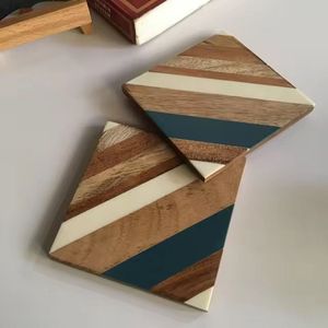 Ensemble de sous-verres en résine époxy et en bois de qualité supérieure avec sous-verre décoratif carré en résine de bois effet océan - Product Image 6