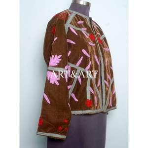Chaqueta Corta de Mujer, Bordada a Mano, Estilo Bohemio, Floral, de Terciopelo, Acolchada, Ecológica, con Forro de Algodón, Hecha a Mano - Product Image 4