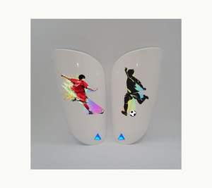 Figura de jugador de fútbol de alto nivel Espinilleras Estándares Equipo de protección masculino Especialmente diseñado Tipo 5 - Product Image 1