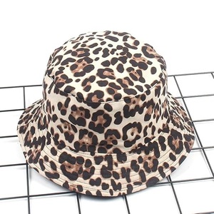 Sombrero de Pescador Reversible Personalizado para Adultos, con Estampado Animal, Diseño Pintado a Mano, para Actividades Casuales y Ciclismo - Product Image 3