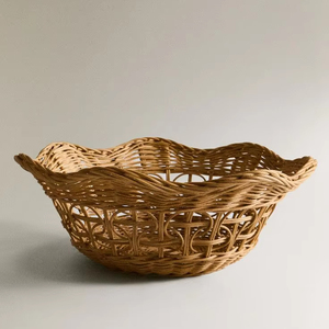 Bol en rotin tissé moderne pour décor de salle à manger contemporain servant du pain et accessoires d'intérieur de maison élégants et écologiques - Product Image 1