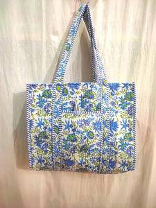Sac fourre-tout fait à la main 100% coton pour femmes imprimé floral sac à bandoulière à la mode et à la mode avec fermeture à glissière pour une utilisation toute l'année - Product Image 5