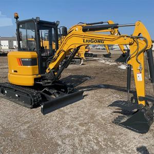 Compre una Excavadora de Cadenas de 69.8 Toneladas con Motor Weichai y Bomba Hidráulica - 1 Año de Garantía - Máquina para Movimiento de Tierras - Product Image 1