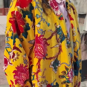 Bata Kimono Unisex de Terciopelo de Lujo, Elegante y Térmica, con Estampado Floral Indio, 100% Algodón, Cálida para Invierno, Regalo de San Valentín - Product Image 1