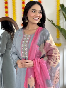 Chanderi Kurti étnico de viscosa pura con tela de lino Dupatta mujeres trajes indios y paquistaníes para Niñas Ropa de fiesta y trajes Casuales - Product Image 6