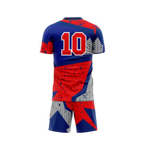 Conjunto de uniformes de fútbol transpirables de secado rápido sin costuras de diseño personalizado OEM 100% tejido de poliéster estampado sublimado para invierno - Product Image 4