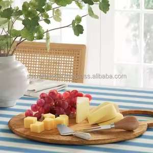 Tabla de cortar de madera Premium para cocina y preparación de alimentos al aire libre Calidad de exportación Fuerte y elegante a un precio razonable - Product Image 1