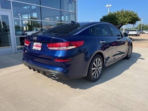 2019 pour Optima LX Sièges en cuir Pneus R19 Conduite à gauche Transmission automatique Toit ouvrant panoramique - Product Image 4