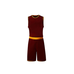 Ensemble de basket-ball personnalisé de haute qualité pour hommes, uniforme de club d'équipe haut de gamme avec design de sublimation - Product Image 1