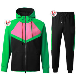 Chándal Bordado con Letras Griegas para Mujer de la Hermandad Alpha Kapa |   Conjunto Deportivo Personalizado de Poliéster y Algodón con Bordado de Hermandad para Mujer - Product Image 3