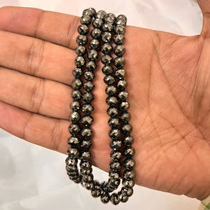 Collar de cuentas de forma redonda facetada de Diamante Negro natural Joyería de diamantes elegantes - Product Image 1