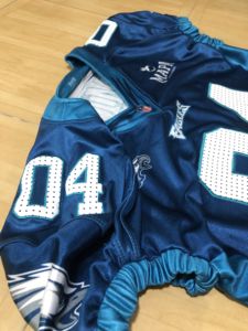 Sublimación personalizada Nuevo diseño Transpirable Barato Uniformes americanos Camisetas de fútbol - Product Image 4