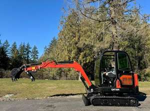 LIVRAISON GRATUITE AGT QNT50R MINI EXCAVATRICE HYDRAULIQUE 28HP LAME AVANT 51 POUCES BAC À TERRE 18 POUCES AVEC DENTS HYDRAULIQUE AUXILIARE EPA CE - Product Image 4