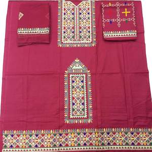 Vestido tradicional bordado Balochi en todos los tamaños, bordado Balochi hecho a mano, vestido bordado Balochi para mujer - Product Image 3