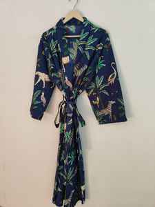 Kimono Largo de Verano para Mujer, Azul Marino, Estampado Floral, Manga Corta, Cuello en V, 100% Algodón, Marca Clásica de Arte y Artesanía - Product Image 4