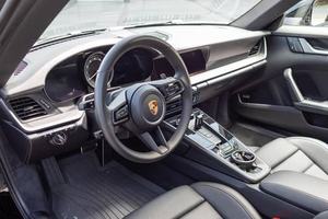 PORSCHE 911 CARERA S COUPE 2024 IMPECABLE, CON VOLANTE A LA IZQUIERDA/DERECHA, MOTOR FLAT-6 BITURBO, LISTO PARA ENVIAR - Product Image 3