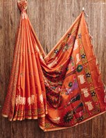 Paires de saris en soie 100% de créateur élégant de luxe le plus demandé avec chemisier imprimé en cours d'exécution du principal fournisseur Viscose Material