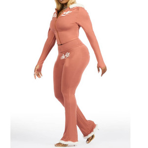 Ensemble de survêtement de sport pour femmes, jogging léger, confortable, respirant, tenue d'entraînement pour la salle de sport, la remise en forme, la course à pied - Product Image 1