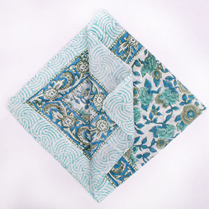 ผ้าพันคอพิมพ์ลายดอกไม้คุณภาพสูง ผลิตจากผ้าฝ้าย เป็นมิตรต่อสิ่งแวดล้อม ระบายอากาศได้ดี ผูกด้านหลัง ใช้ได้ทั้งชายและหญิง อเนกประสงค์ ใช้เป็นเครื่องประดับแฟชั่น - Product Image 3