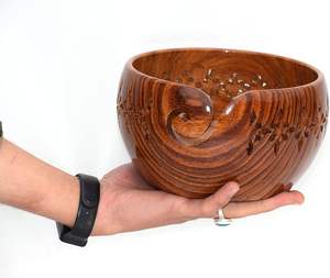 Bol de fil artisanal en bois stockage accessoires de tricot et de crochet bol poli de qualité supérieure - Product Image 2