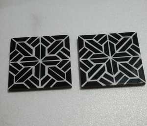 Sous-verres en bois écologiques avec logo personnalisé Ensemble de quatre accessoires de cuisine de style classique pour boissons, café, thé - Product Image 5