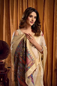 Sarees de Seda Premium para Mujer, Proveedor Mayorista de Ropa Étnica Tradicional India al por Mayor por FashionHarbour - Product Image 4